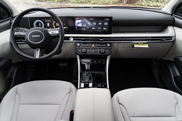 New 2026 Hyundai Tucson SE image 21
