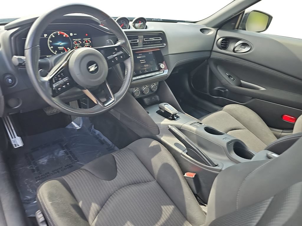 Used 2025 Nissan Z Performance w/ Floor Mat Package RWD image 13