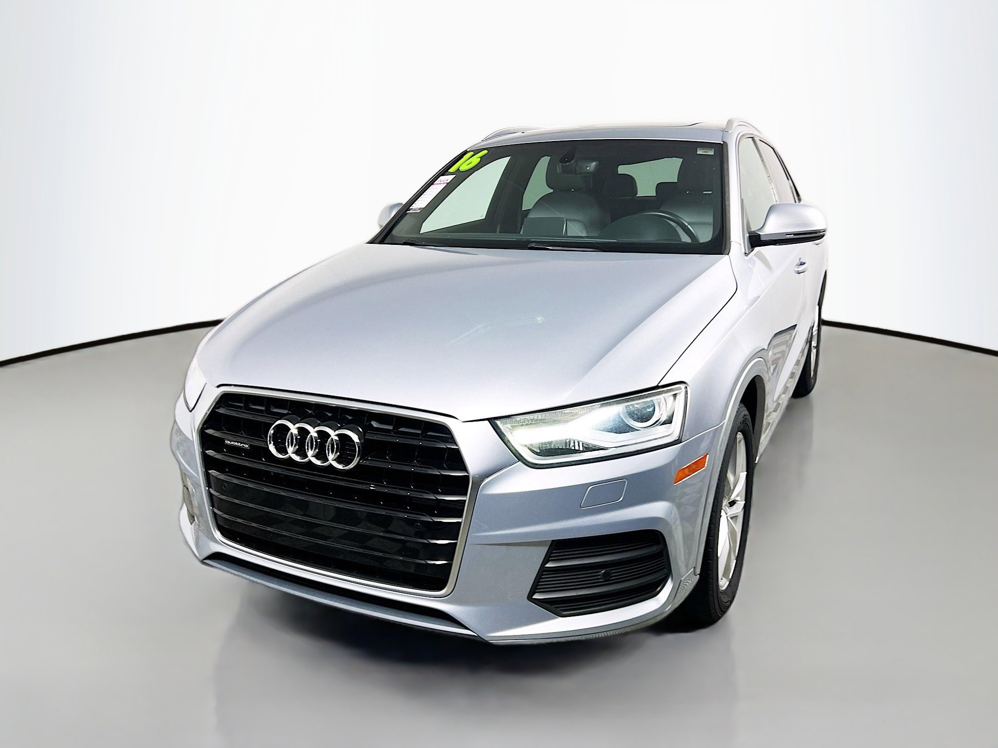 Used 2016 Audi Q3 2.0T Premium Plus w/ Technology Package AWD/4WD image 10