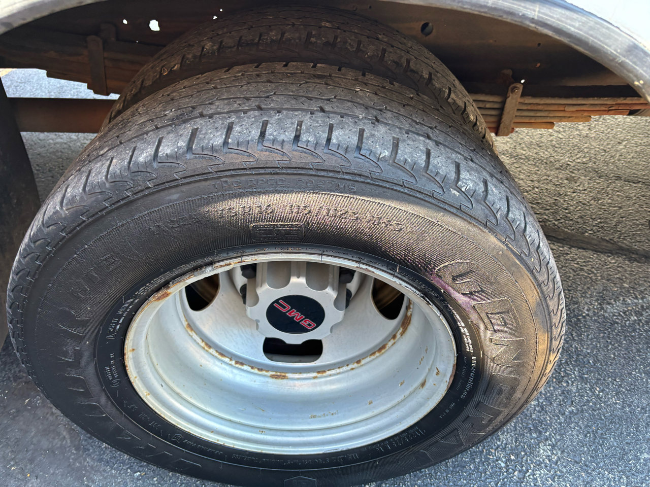 Used 2017 GMC Savana 3500 Extended image 6