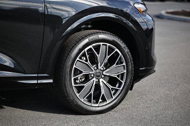 Certified 2025 Audi Q5 Premium Plus w/ Premium Plus image 5