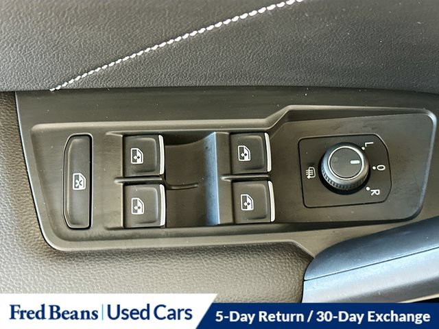 Used 2023 Volkswagen Tiguan SE FWD image 22
