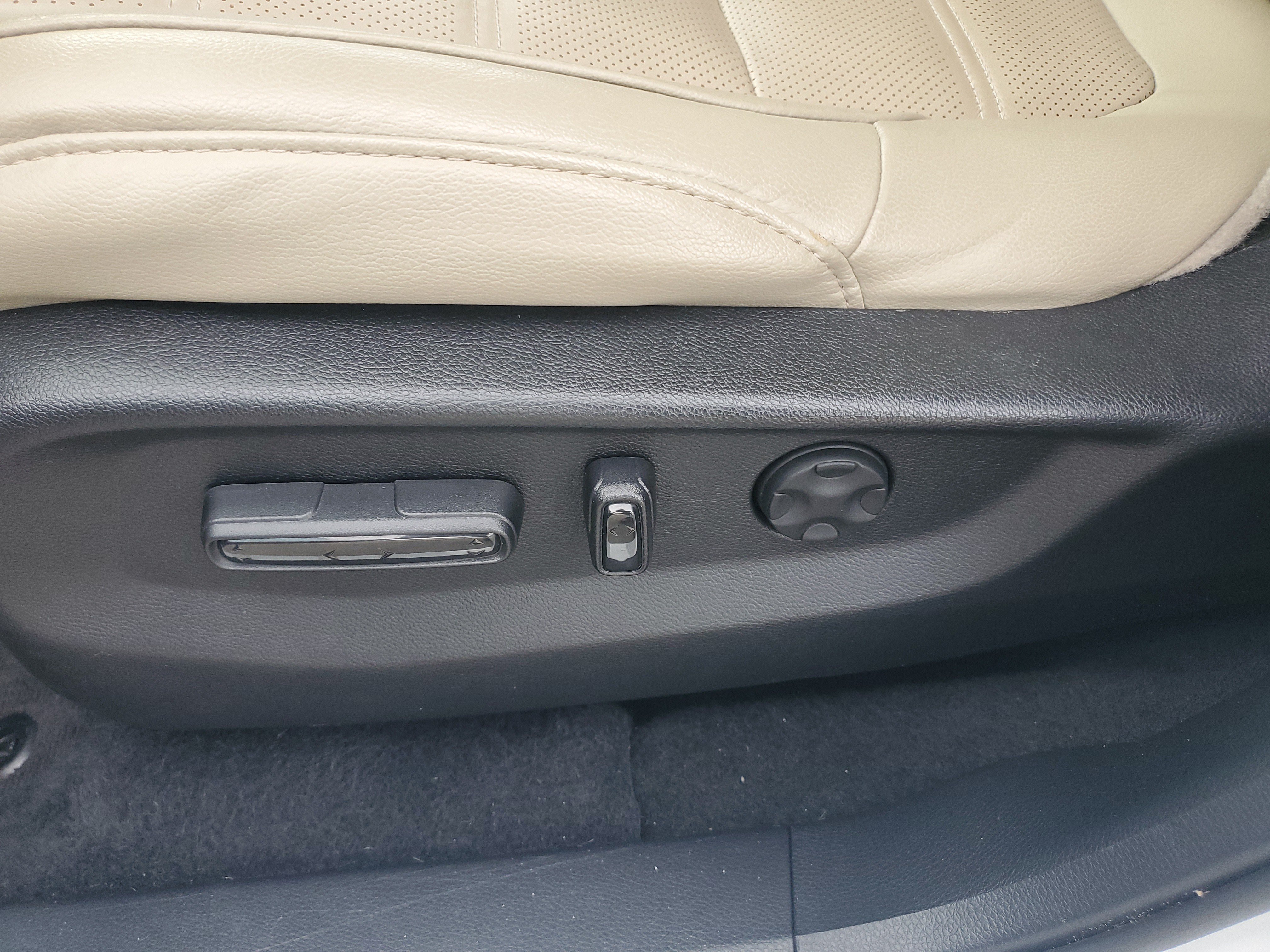 Used 2021 Honda CR-V Touring image 22