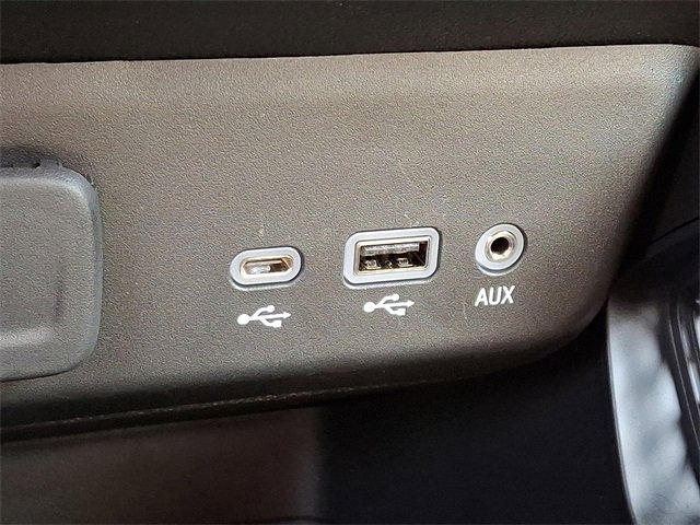 Certified 2023 Chevrolet TrailBlazer RS w/ Convenience Package image 24