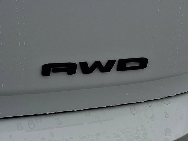 Used 2024 GMC Terrain SLT w/ Tech Package AWD/4WD image 35