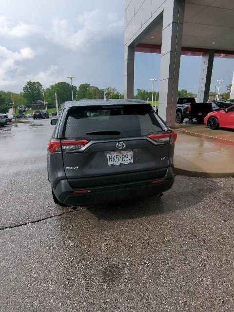 Used 2023 Toyota RAV4 LE FWD image 13