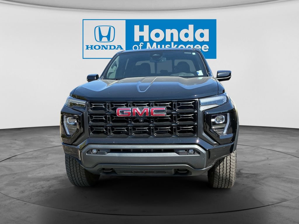 Used 2025 GMC Canyon Elevation w/ Convenience Package AWD/4WD image 2