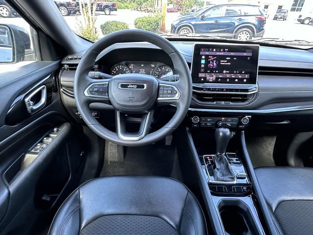 Used 2022 Jeep Compass Altitude w/ Sun and Sound Group image 3