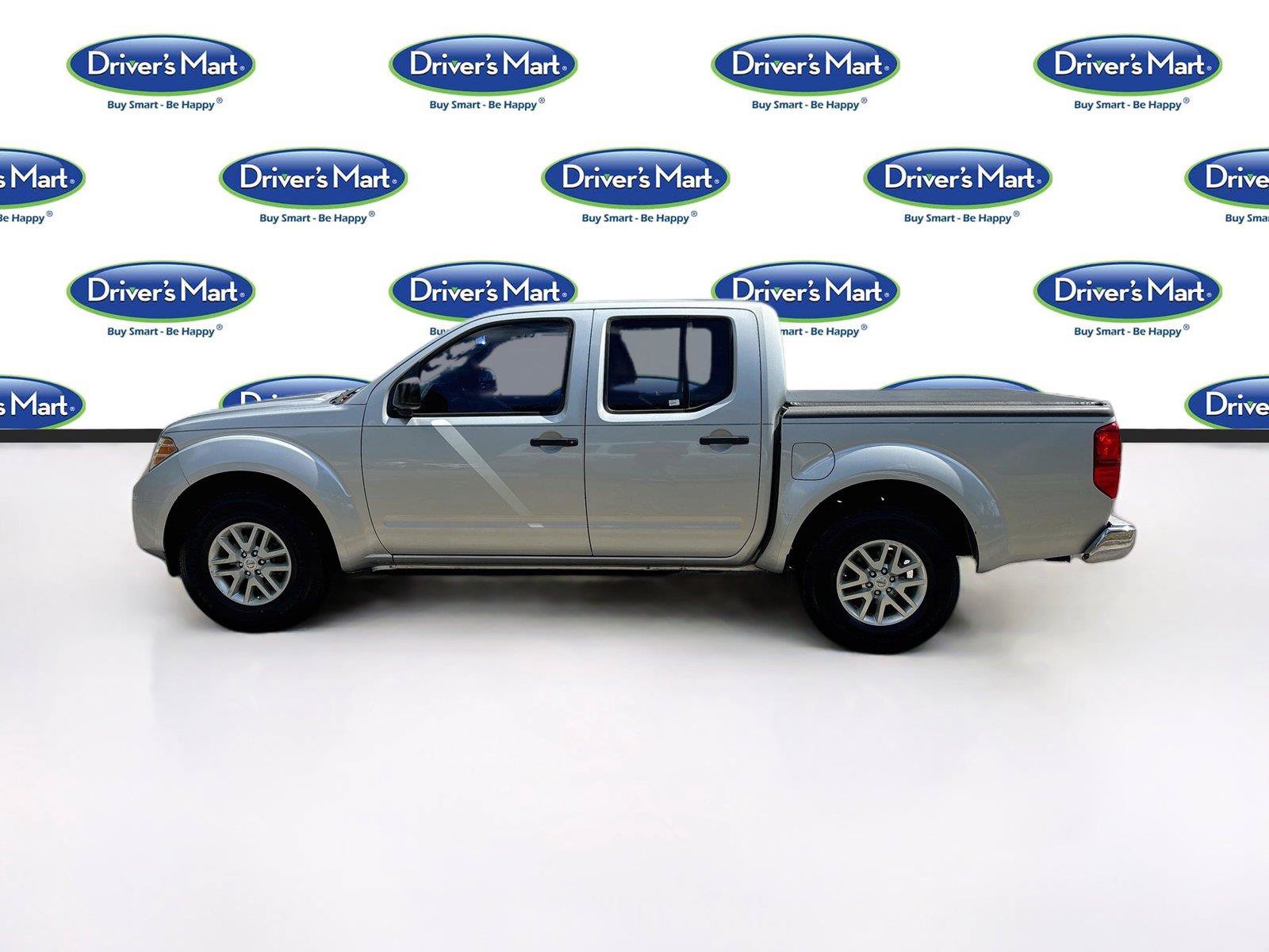 Used 2015 Nissan Frontier SV w/ SV Value Truck Package RWD image 4