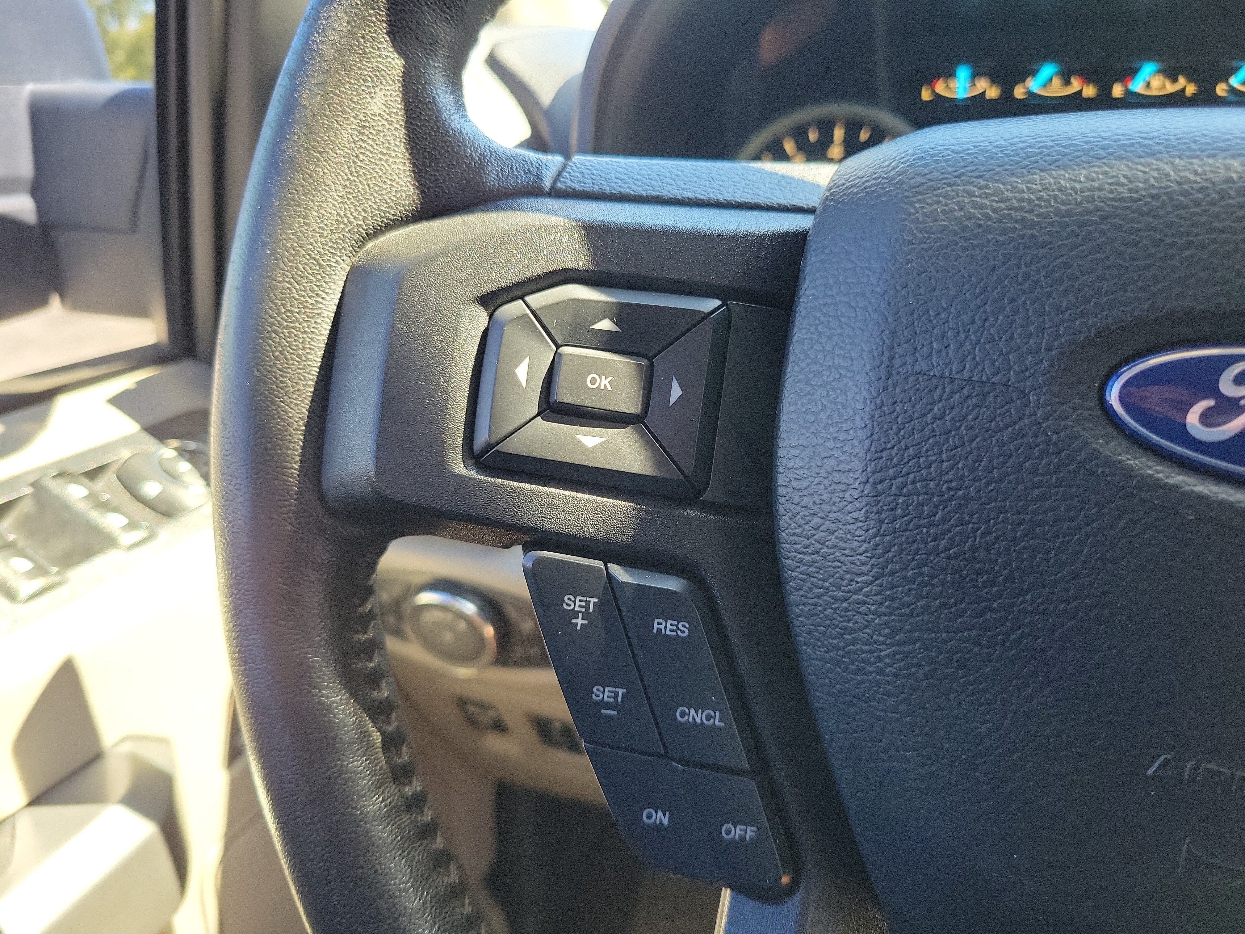 Used 2019 Ford F150 XLT w/ Equipment Group 302A Luxury RWD image 18