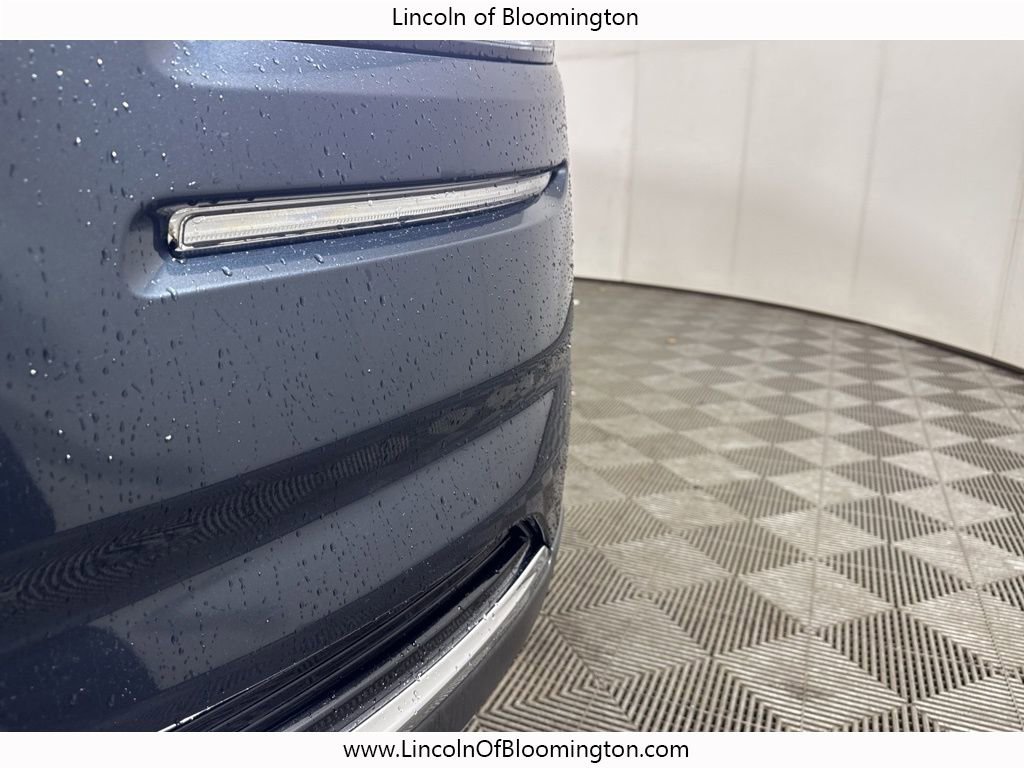 Used 2022 Lincoln Nautilus Reserve image 16