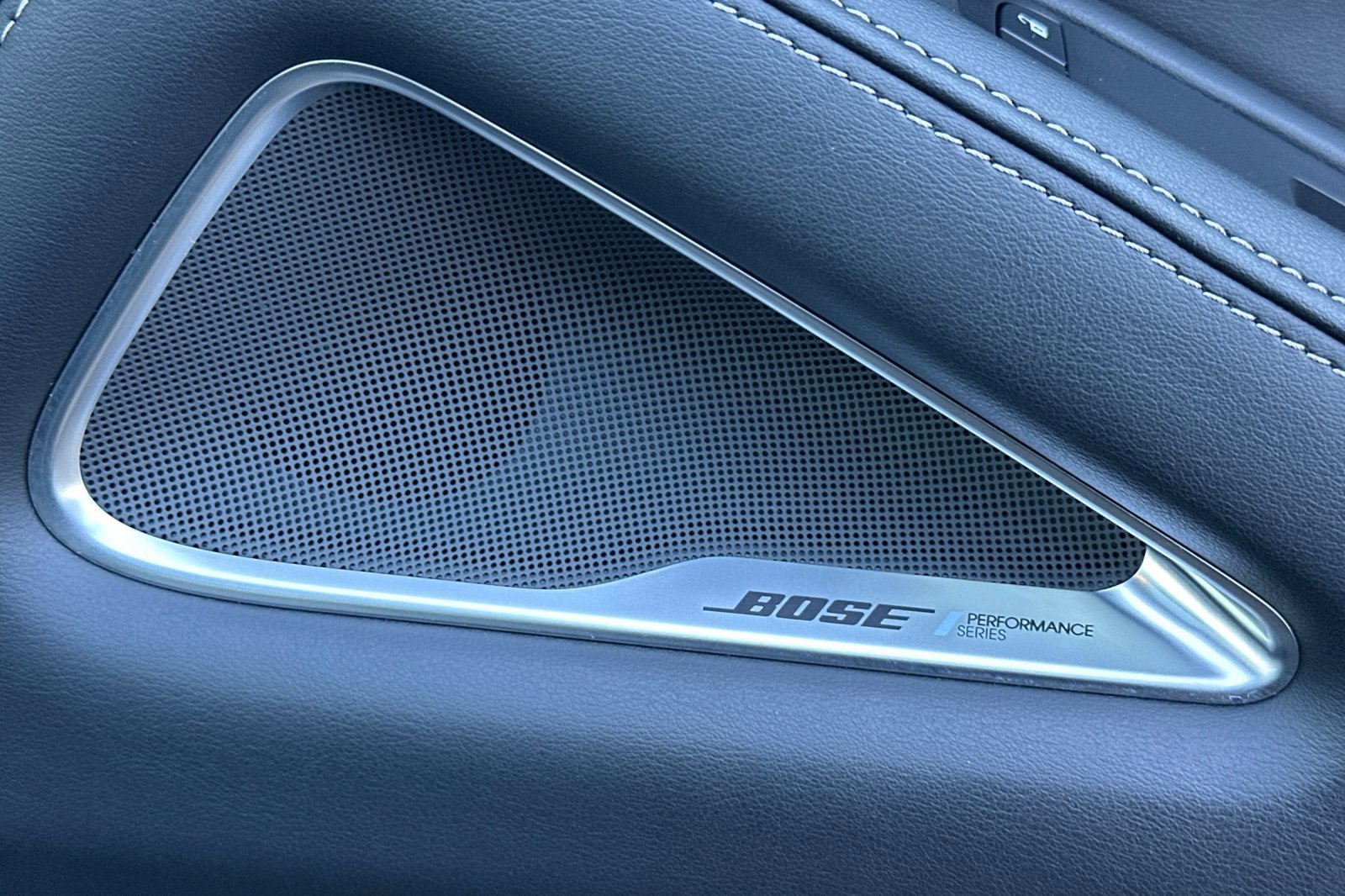 Certified 2025 INFINITI QX60 Luxe w/ Black Edition image 47