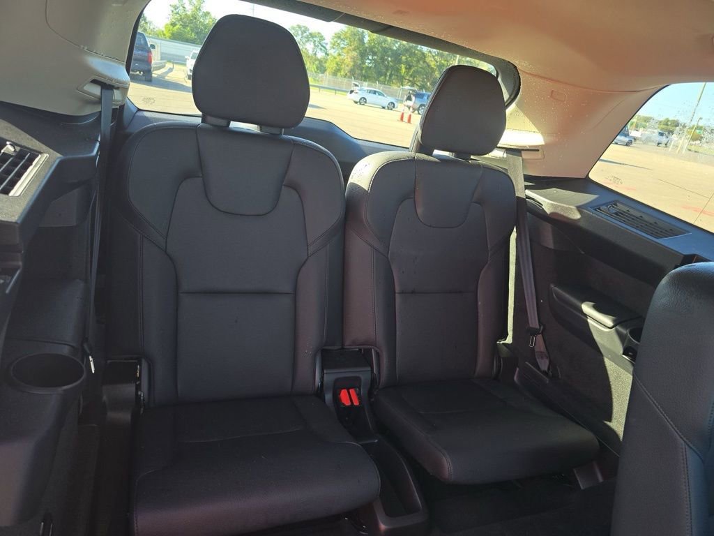 Used 2025 Volvo XC90 B6 Plus image 39
