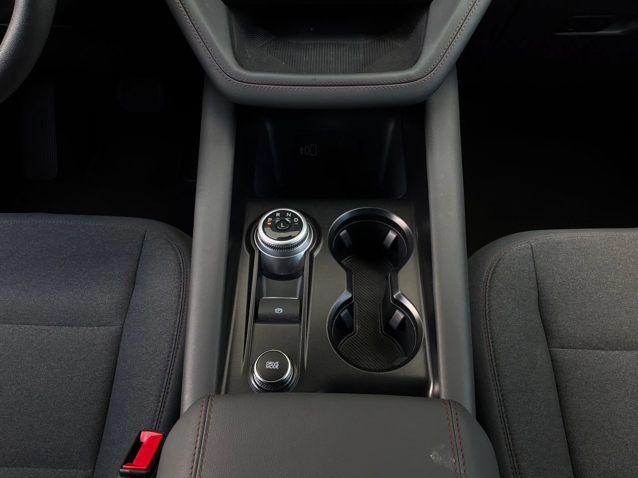 Used 2026 Ford Explorer Active RWD image 16