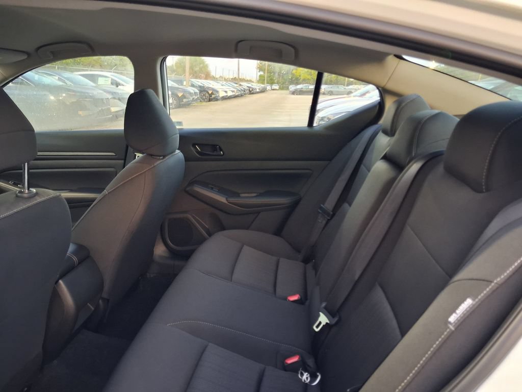 New 2026 Nissan Altima 2.5 SV FWD image 5