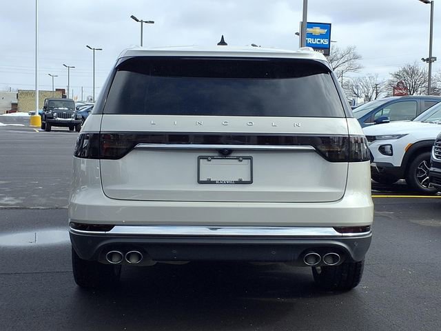 Used 2023 Lincoln Aviator Reserve w/ Equipment Group 201A image 8