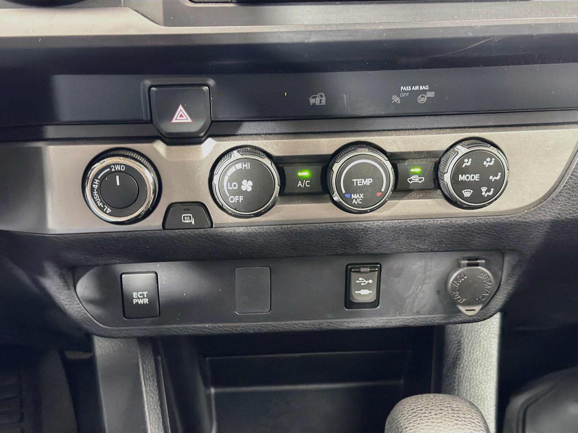 Used 2019 Toyota Tacoma SR w/ SR Convenience Package AWD/4WD image 22
