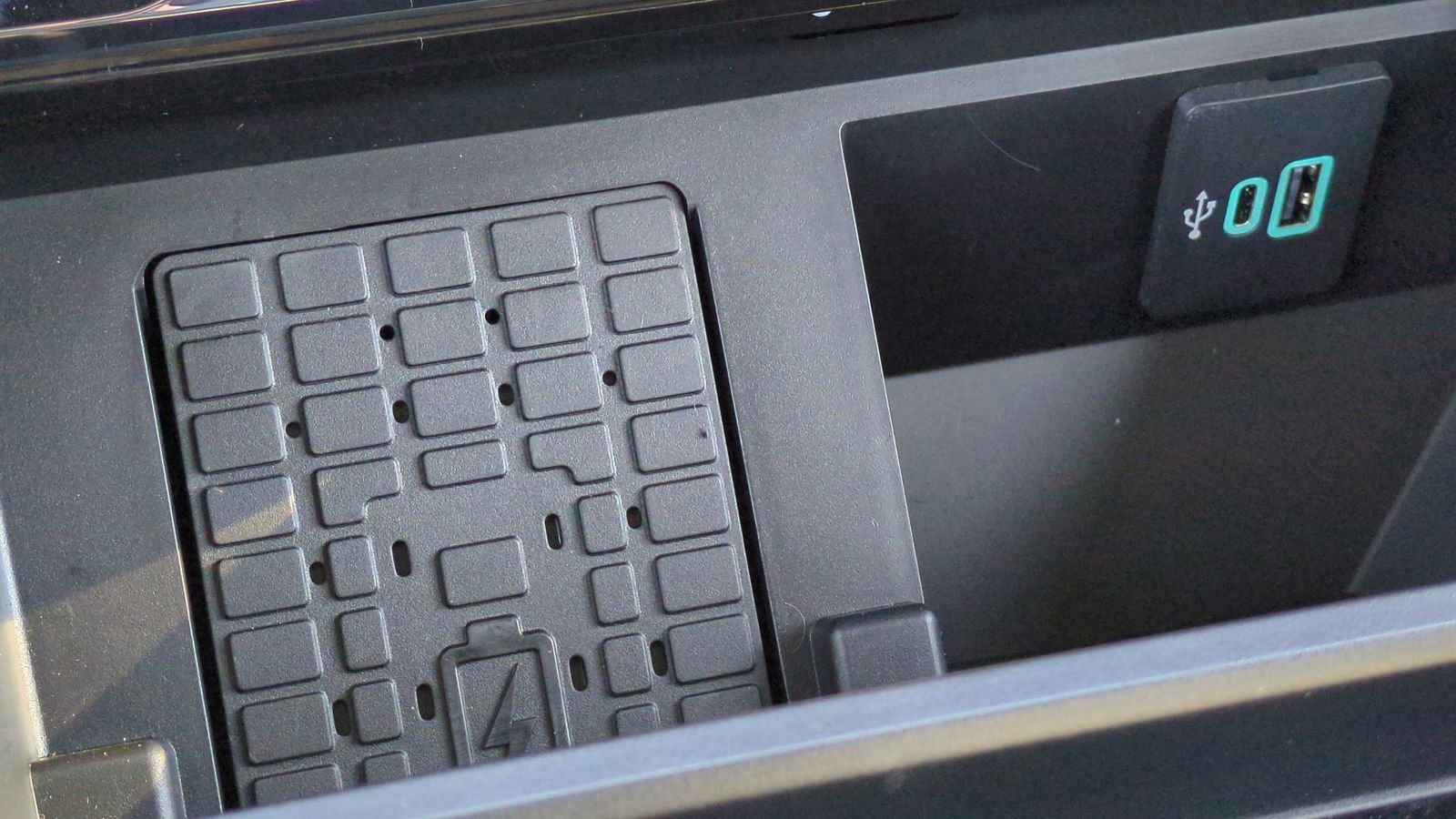 New 2024 Ford F250 Lariat w/ Lariat Ultimate Package image 54