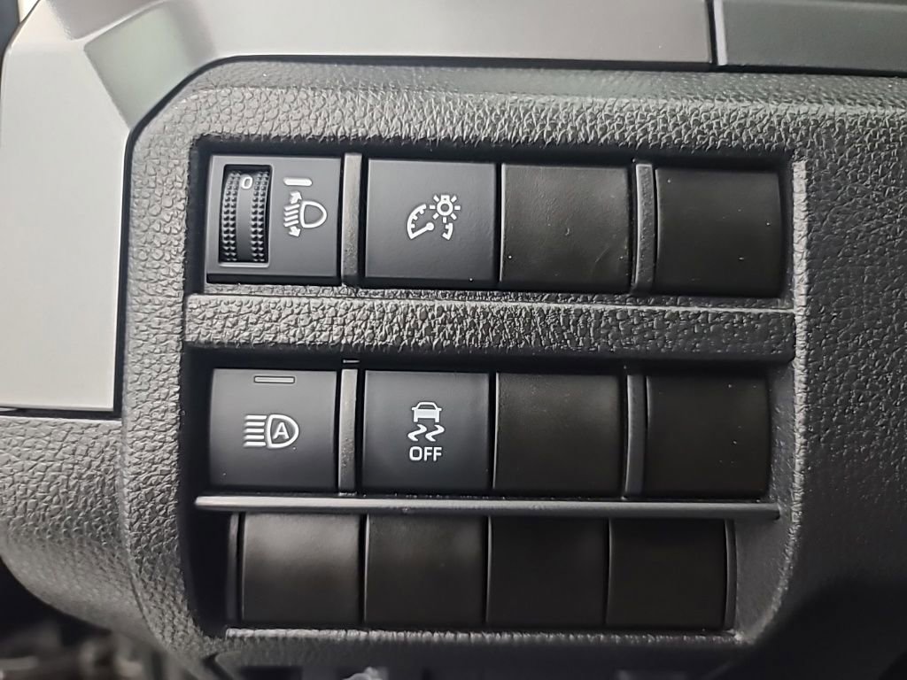 Used 2025 Toyota Tacoma TRD Off-Road image 27