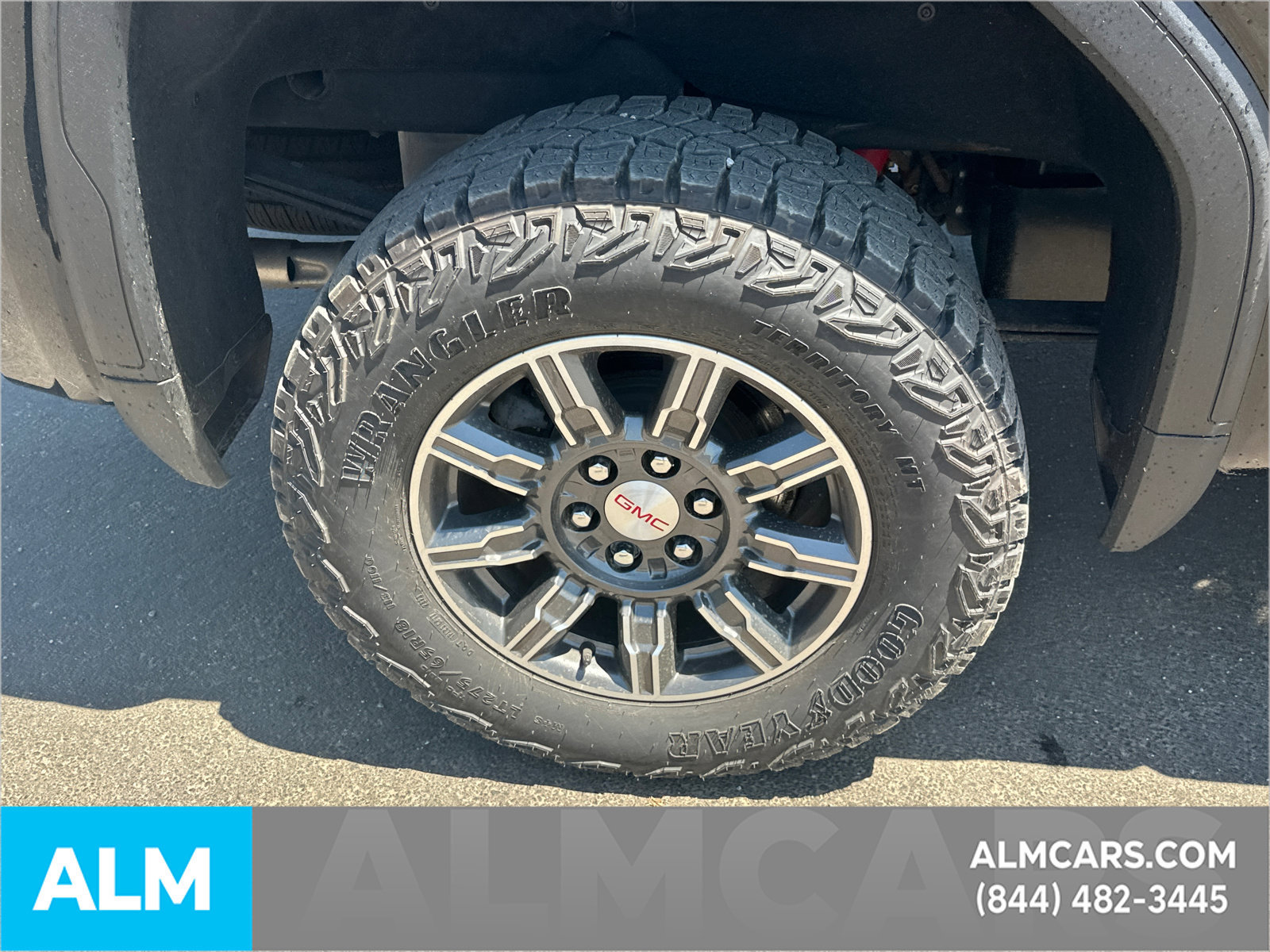 Used 2024 GMC Sierra 1500 AT4 w/ Technology Package AWD/4WD image 20
