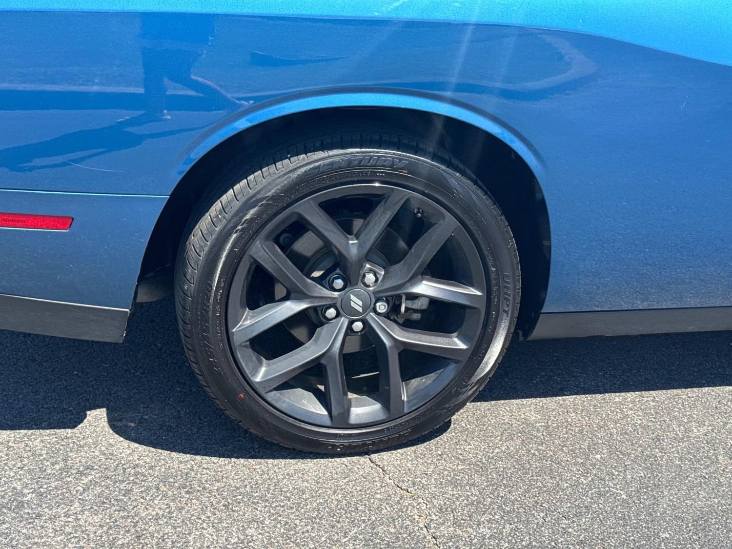 Used 2022 Dodge Challenger SXT w/ Plus Package RWD image 14