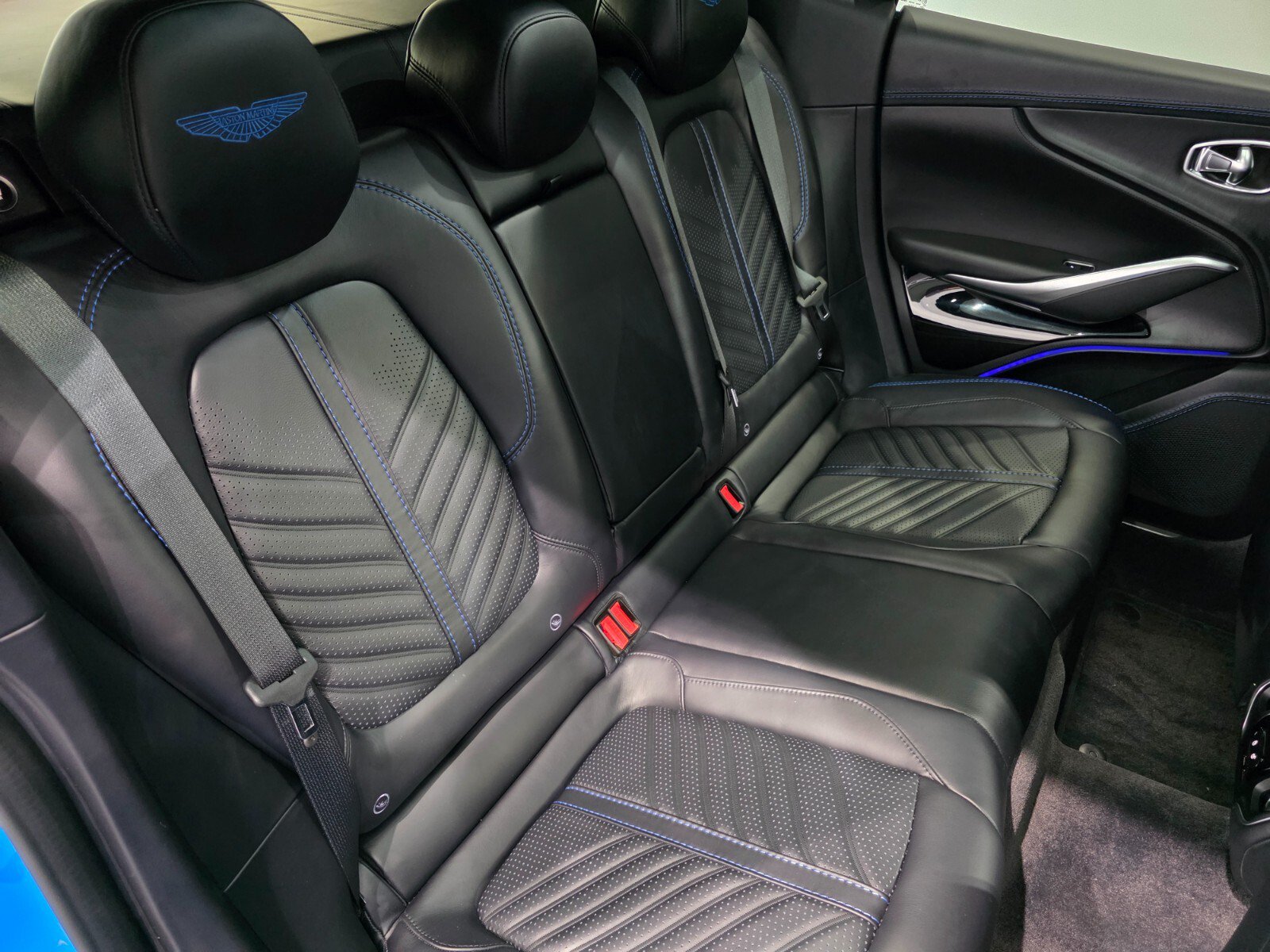 Used 2023 Aston Martin DBX 707 AWD/4WD image 22