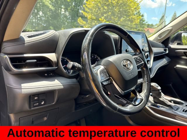 Used 2020 Toyota Highlander Limited AWD/4WD image 15