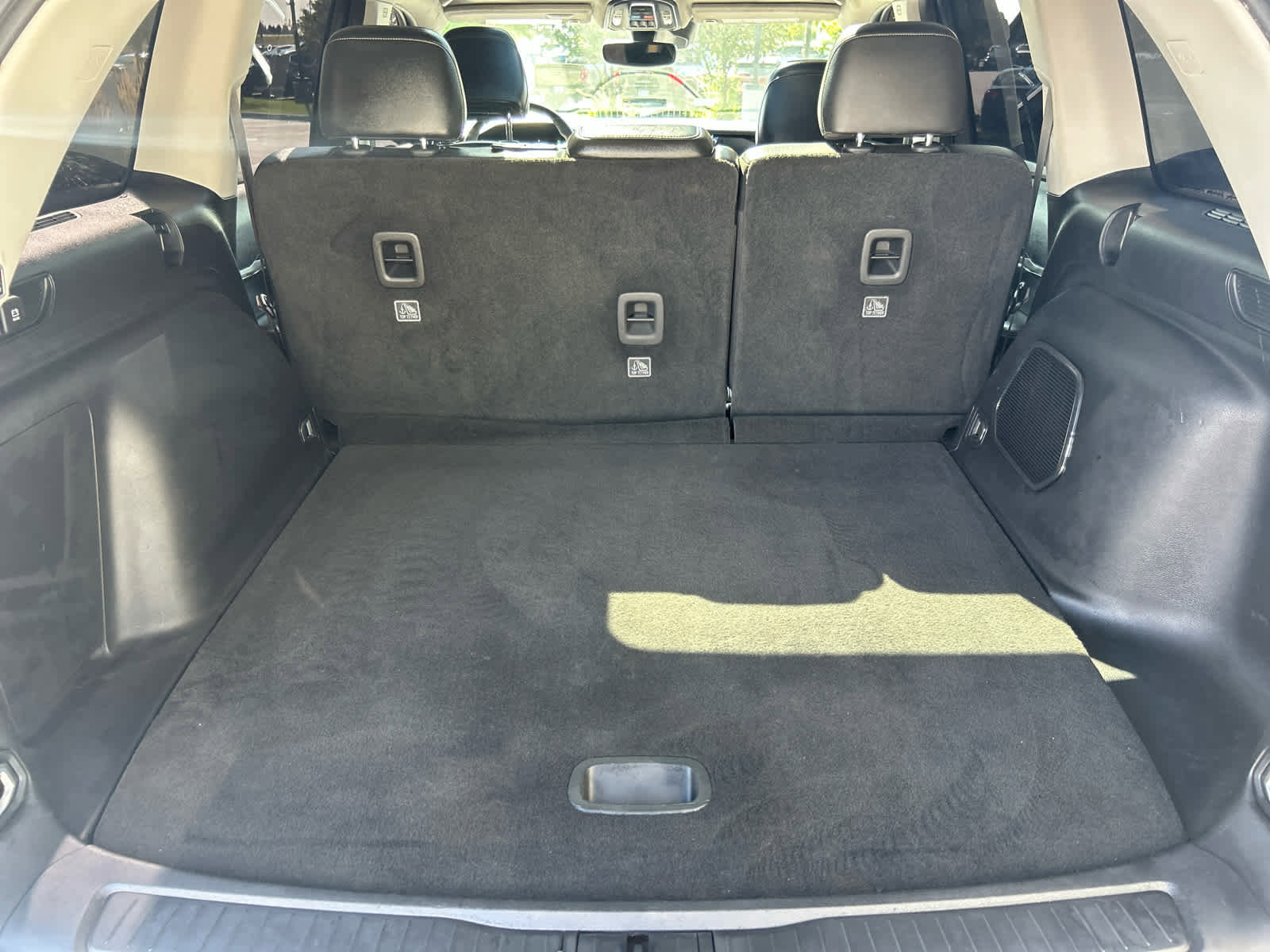 Used 2023 Jeep Grand Cherokee 4WD 4xe image 11