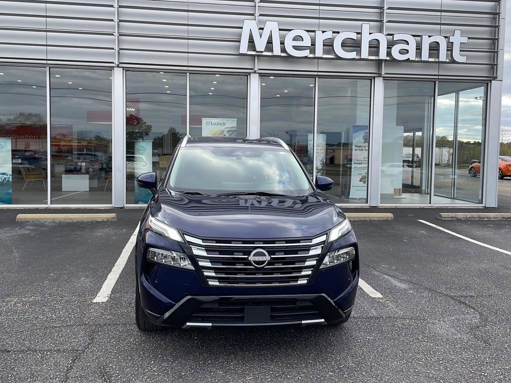 Certified 2024 Nissan Rogue Platinum w/ Platinum Premium Package image 3