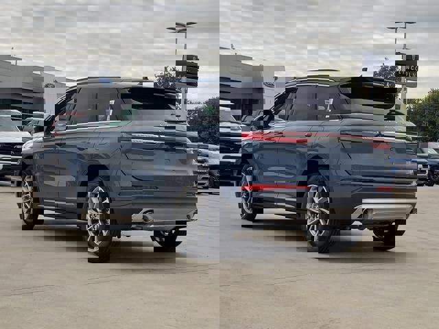 New 2026 Lincoln Corsair Premiere image 6