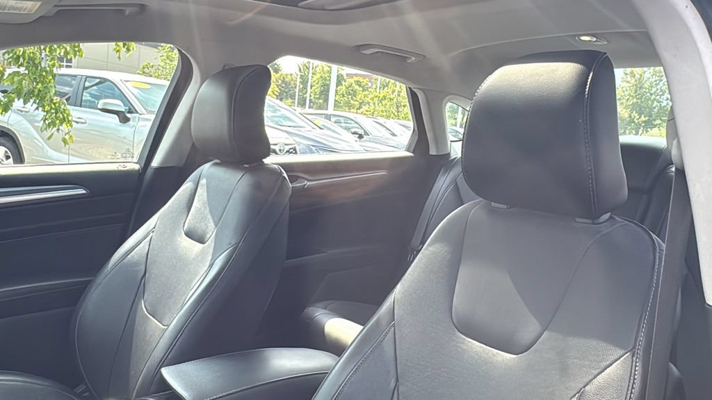 Used 2015 Ford Fusion Titanium AWD/4WD image 13