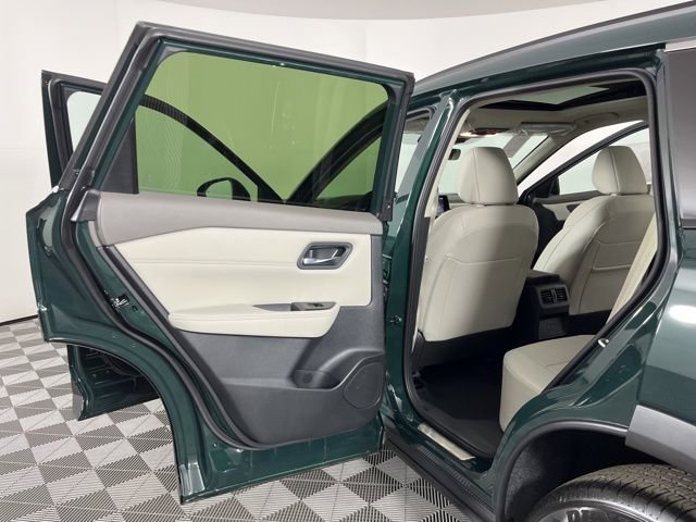 New 2026 Nissan Rogue Dark Armor image 40