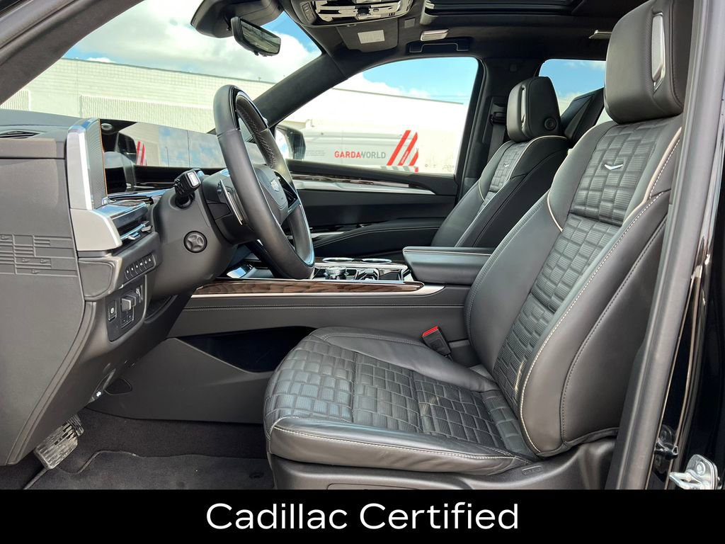 Certified 2025 Cadillac Escalade Sport Platinum w/ LPO, Floor Liner Package image 3