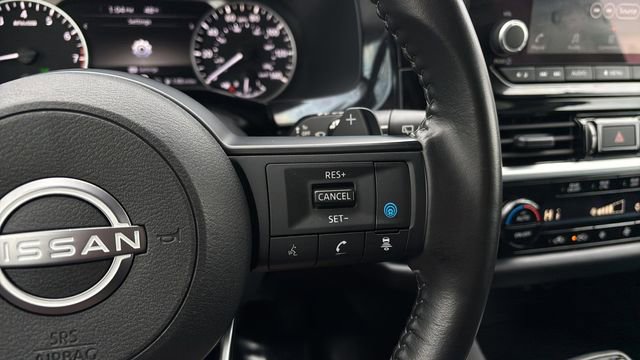 Used 2024 Nissan Pathfinder SV image 22