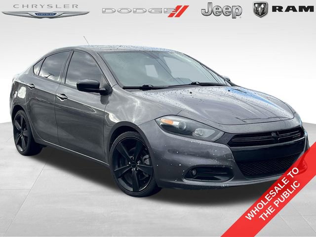 Used 2015 Dodge Dart SXT image 1