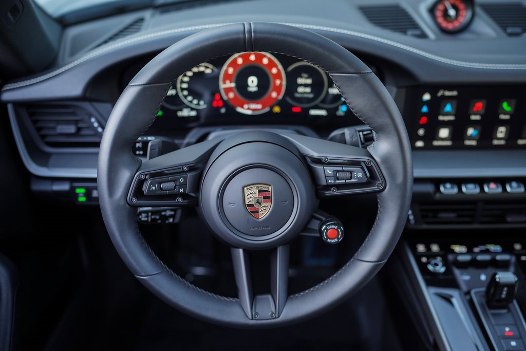 Used 2025 Porsche 911 Carrera S image 27