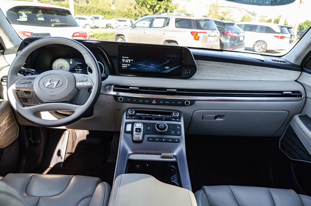 Used 2023 Hyundai Palisade Calligraphy image 12