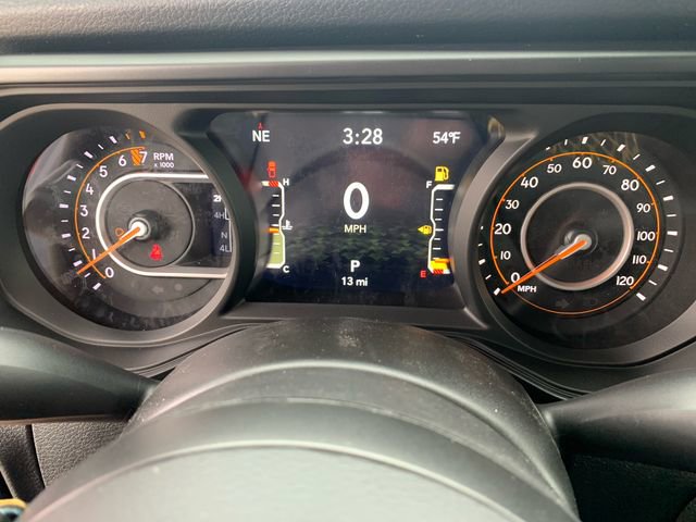 New 2024 Jeep Gladiator Sport image 32