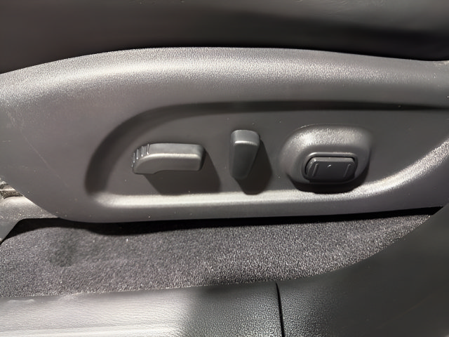 Used 2014 Nissan Pathfinder SL w/ SL Tech Package FWD image 13