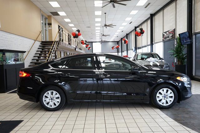 Used 2019 Ford Fusion S image 16
