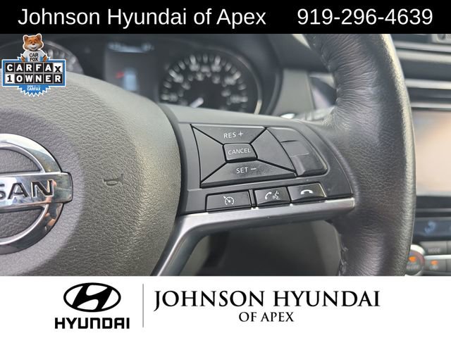 Used 2017 Nissan Rogue SL w/ SL Premium Package image 30