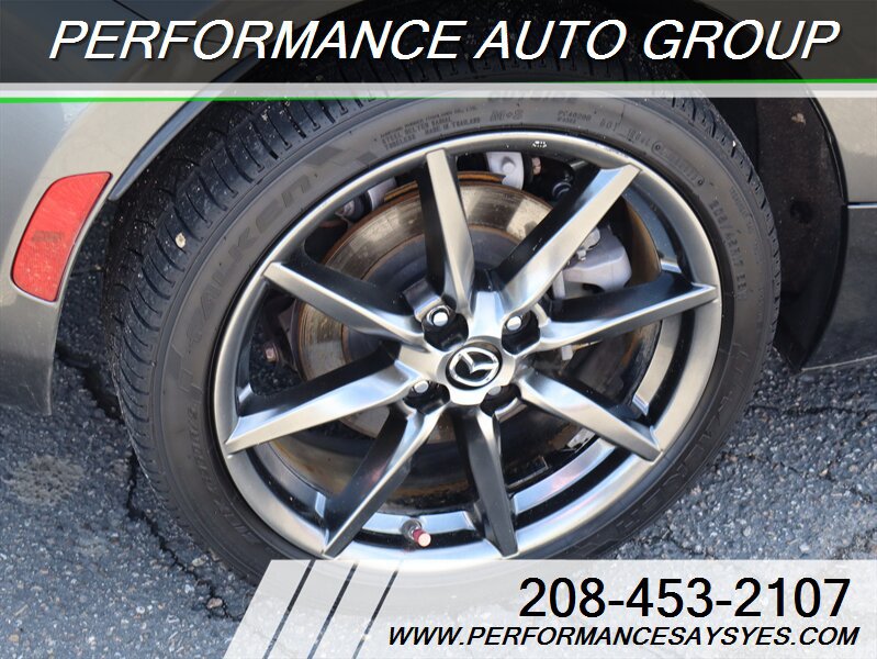 Used 2018 MAZDA MX-5 Miata RF Grand Touring RWD image 3