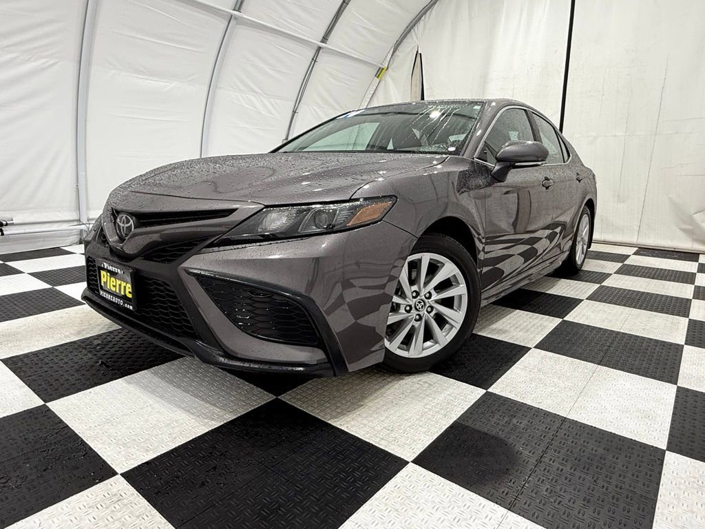 Used 2024 Toyota Camry SE