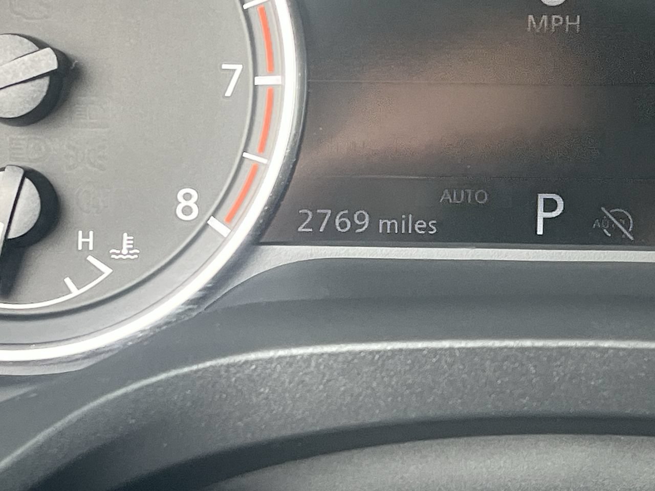 Used 2025 Nissan Rogue SV AWD/4WD image 11