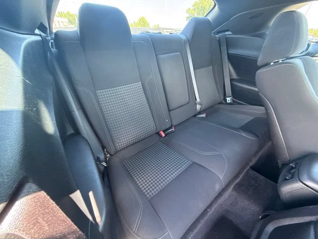Used 2018 Dodge Challenger R/T RWD image 17