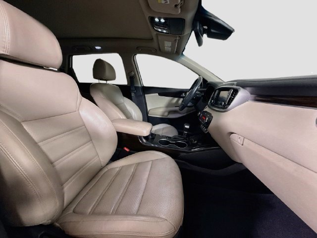 Used 2020 Kia Sorento EX FWD image 28
