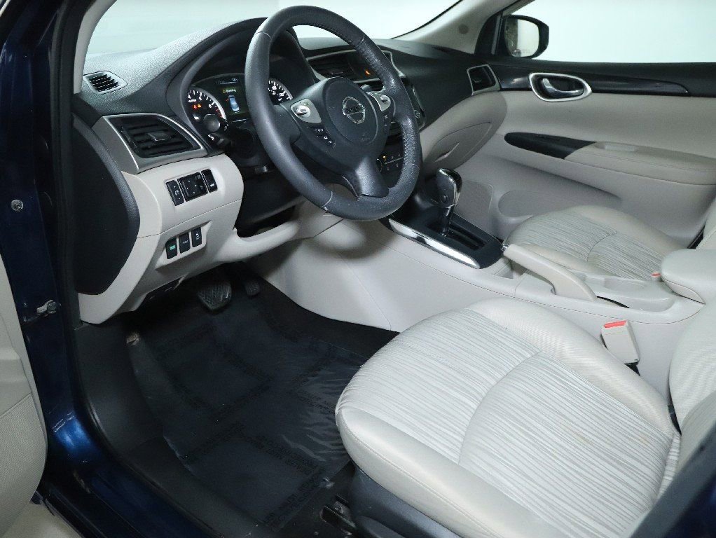 Used 2017 Nissan Sentra SV w/ Style Package image 17