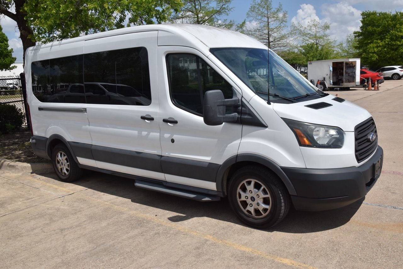 Used 2015 Ford Transit 350 XL image 5