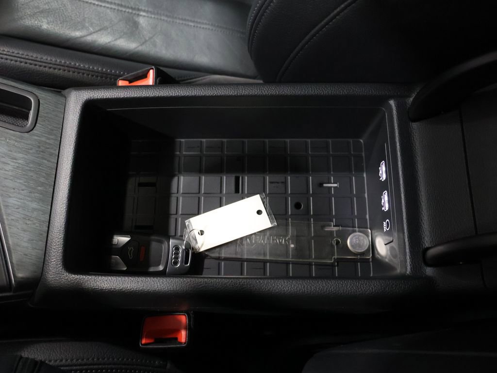 Used 2017 Audi A4 2.0T Premium Plus w/ Premium Plus Package image 31