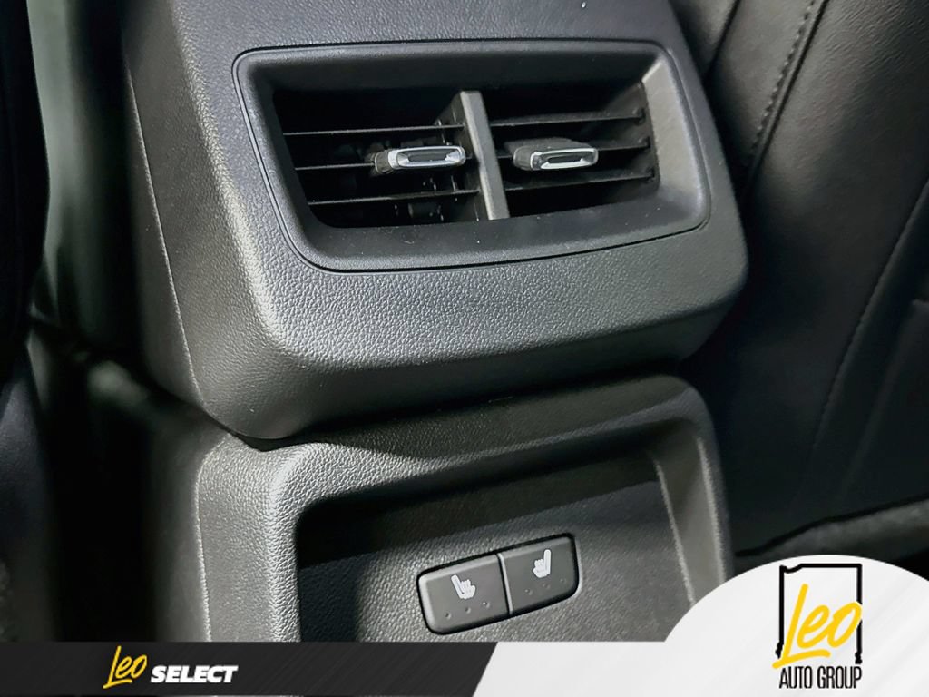 Used 2026 Chevrolet Equinox EV RS w/ Convenience Package II FWD image 28